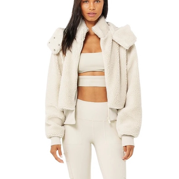 ALO Yoga Jackets & Blazers - Alo Yoga Bone Foxy Sherpa Jacket